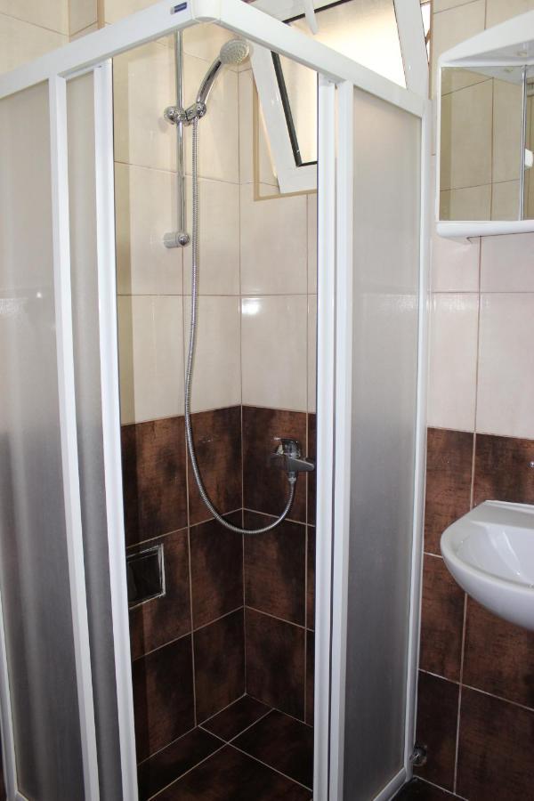 Apartmani Franovic ติวัต ภายนอก รูปภาพ