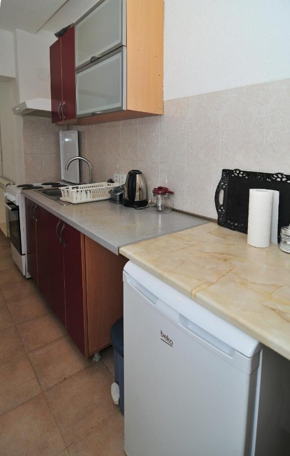 Apartmani Franovic ติวัต ภายนอก รูปภาพ